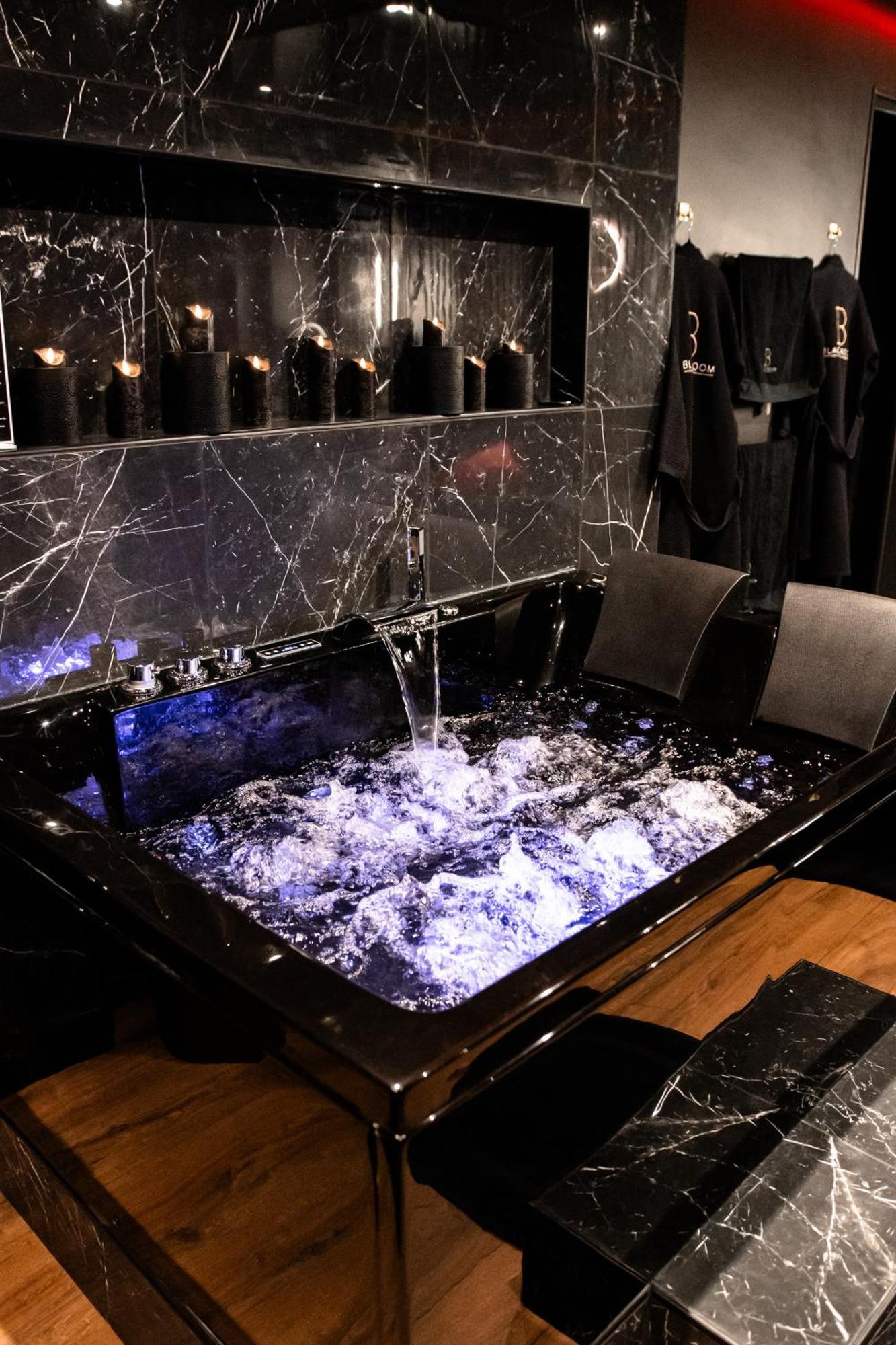 Blackroom Suite De Luxe 50 Nuances De Grey Le Havre Eksteriør billede